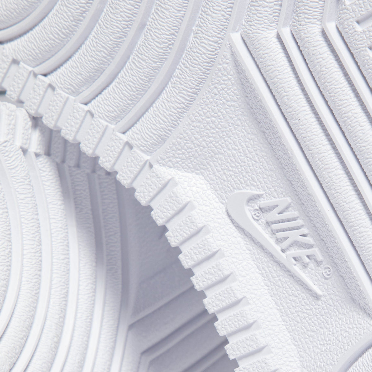 Nike Air Force 1 '07 (White)